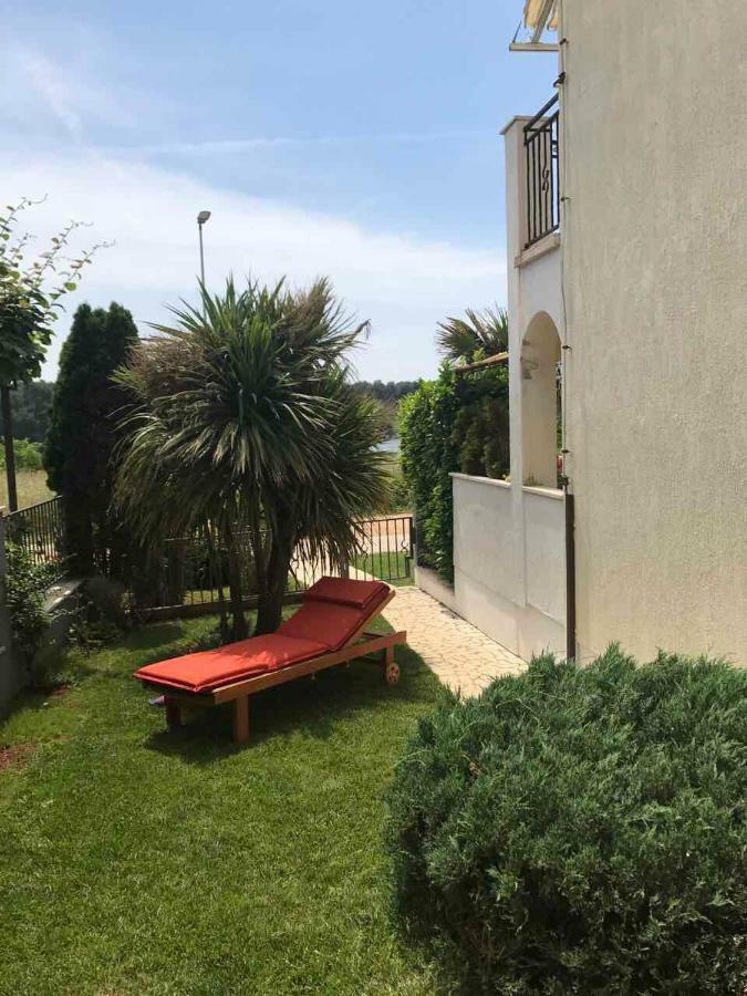 Sunset Apartment With A Private Yard At Medulin Riviera Exteriér fotografie